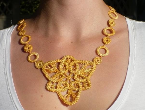 Háčkovaný oslík - hračky na zakázku