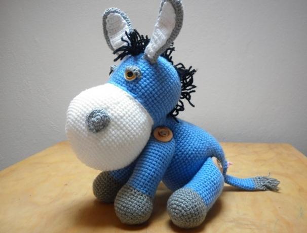 Háčkovaný oslík - hračky na zakázku hračka háčkované osel oslík 