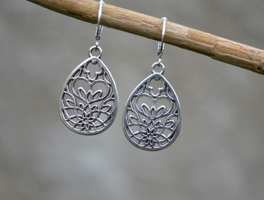 náušnice - v zahradě II