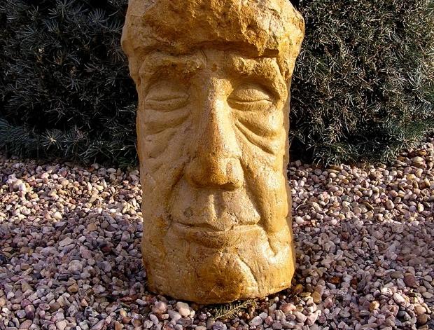 SOCHA Z KAMENE  - *DOTEK OSUDU *