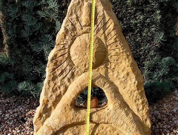 MENHIR - *SLUNOVRAT*