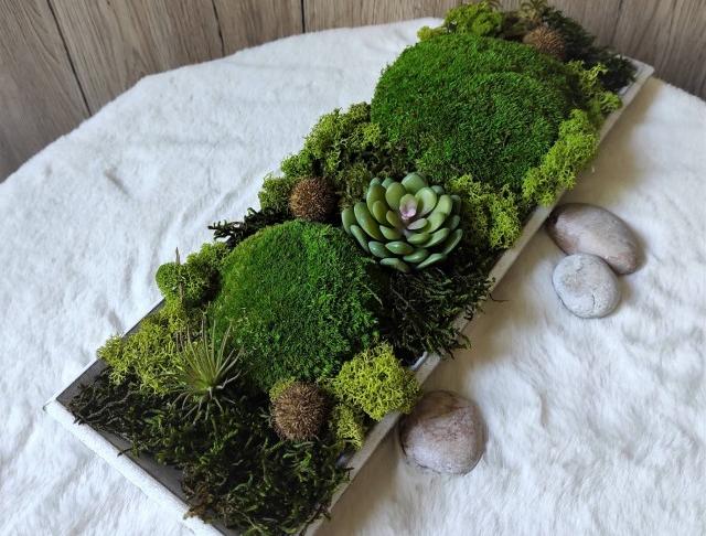 Mechová dekorace na patin. tácku 2