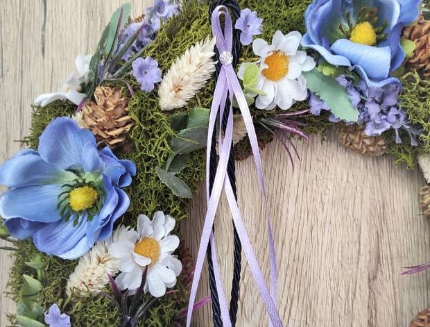 Luxusní letní věnec do modrofialové