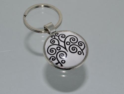 Přívěsek na klíče- černobílý (3718) přívěsek ornament přívěšek klíče klíč klíčenka barevný vzor ornamenty vzory přívěsky přívěšky černobílý na klíče přívěsek na klíče bíločerný přívěseknaklíče naklíče 