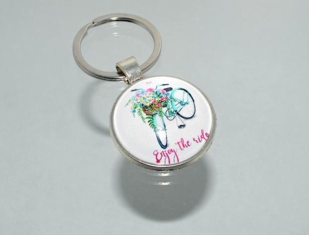 Přívěsek na klíče - kolo (4153) přívěsek přívěšek klíče klíč klíčenka barevný kolo kola cyklista cyklistický přívěsek na klíče přívěšek na klíče cyklo cyklistka 