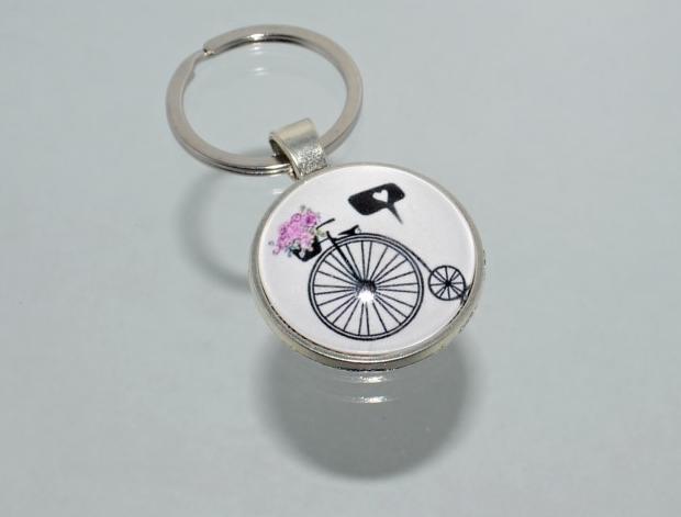 Přívěsek na klíče - kolo (4154) přívěsek přívěšek klíče klíč klíčenka barevný kolo kola cyklista cyklistický přívěsek na klíče přívěšek na klíče cyklo cyklistka 