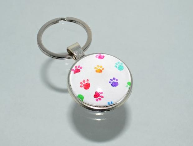 Přívěsek na klíče - tlapky (4182) přívěsek pes pejsek přívěšek klíče klíč klíčenka barevný tlapka tlapky packa přívěsek na klíče packy tlapa přívěšek na klíče tlapy pro pejskaře 