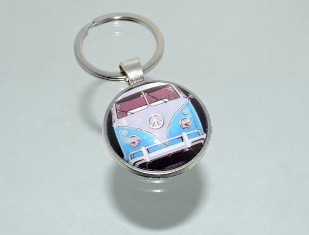 Přívěsek na klíče - bus (4252) přívěsek přívěšek klíče klíč klíčenka barevný autobus bus přívěsek na klíče přívěšek na klíče autobusy autobusák pro autobusáka 