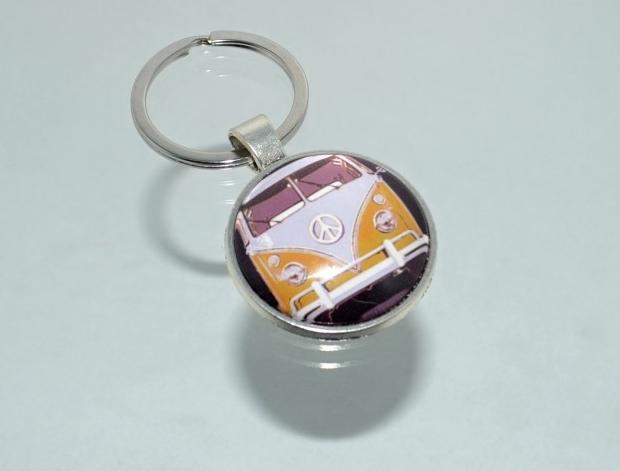 Přívěsek na klíče - bus (4258) přívěsek přívěšek klíče klíč klíčenka barevný autobus bus přívěsek na klíče přívěšek na klíče autobusy autobusák pro autobusáka 