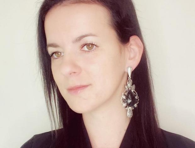 Maxi šedo černé náušnice