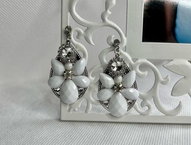 Luxusní bílé náušnice náušnice bílé svatba visací luxusní třpyt náušničky náušky svatební stříbrné crystal zářivé štras třpytivé svědek 