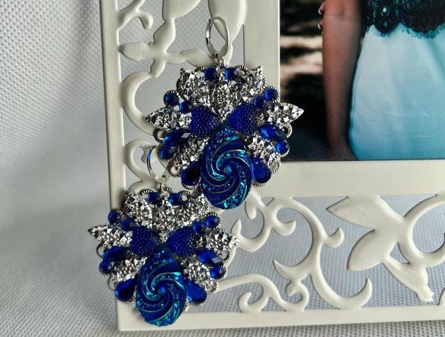 Modrostříbrné kruhy náušnice svatba visací modré luxusní třpyt náušničky náušky stříbrné crystal zářivé třpytivé crystal ab svědek modrostříbrné stříbrnomodré crystalab 