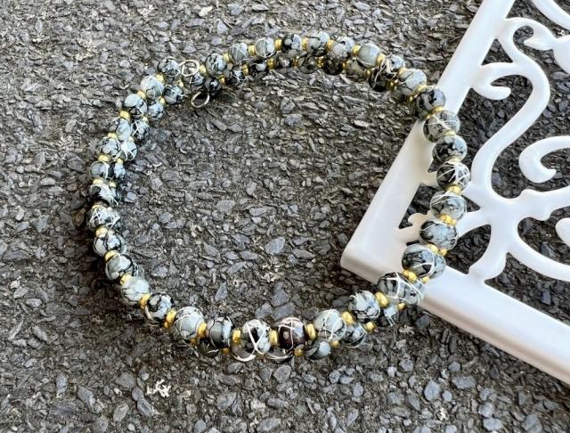 Náramek - tmavě šedý