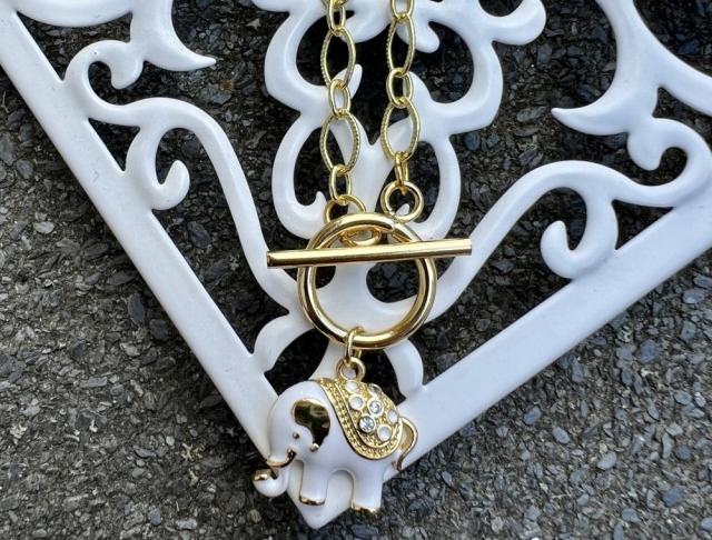 Řetízek - slon šperk náhrdelník přívěsek šperky bílé řetízek bižuterie slon sloni náhrdelníky zlaté řetízky pro štěstí náhrdelník se slonem zlatá kolekce řetízek se slonem 