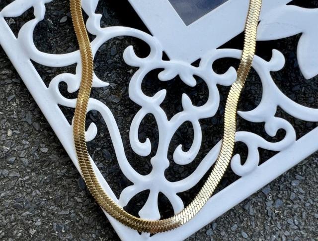 Náhrdelník - had šperk náhrdelník přívěsek šperky bílé řetízek bižuterie had náhrdelníky zlaté řetízky hádek zlatá kolekce 