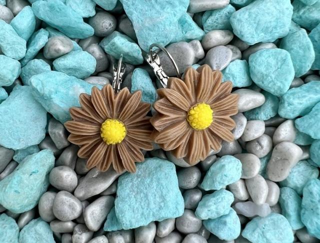 Náušnice - kytičky hnědé