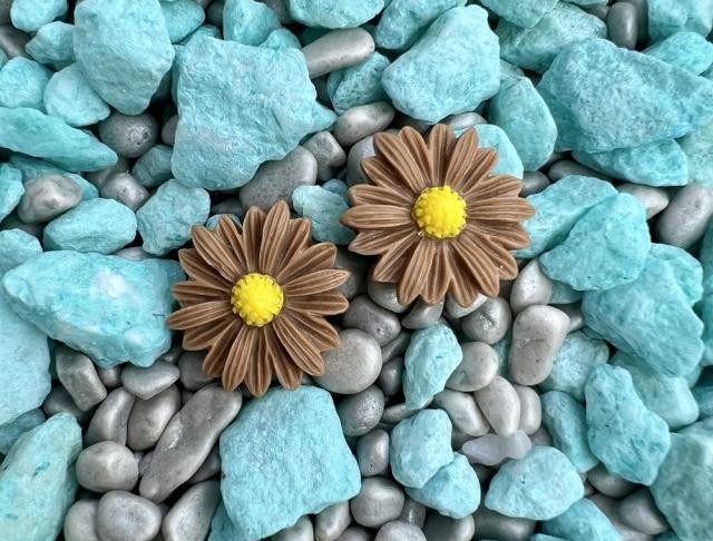 Náušnice - hnědé kytičky