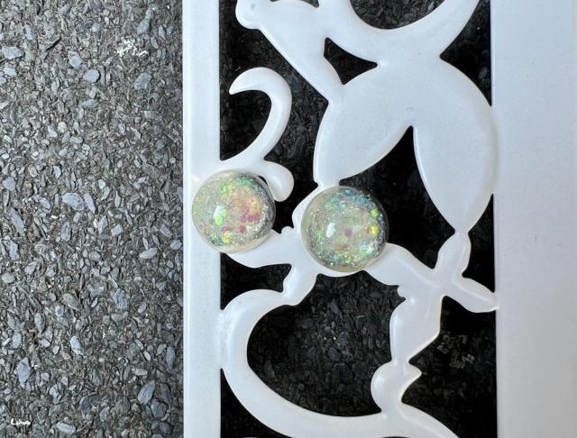 Náušnice - třpytivé šperk šperky náušnice bižuterie akce pryskyřice náušničky náušky stříbrné glitry flitrové crystal ab flitr výprodej pryskyřicové 