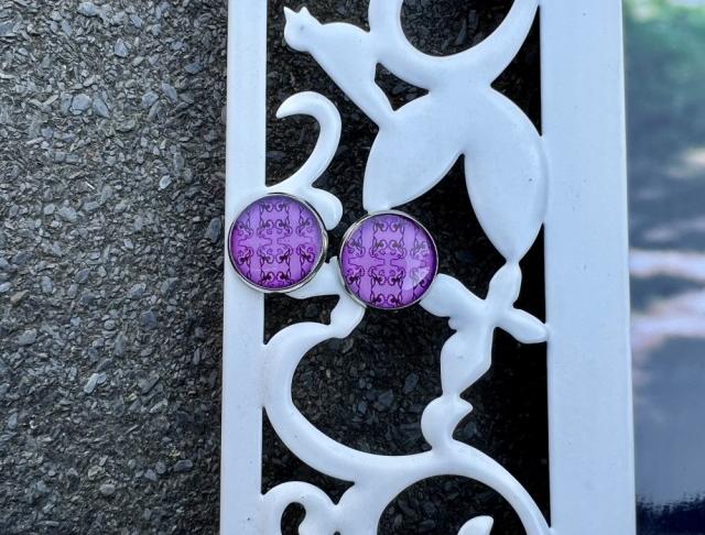 Náušnice - růžovočerné šperk šperky náušnice růžová bižuterie akce pryskyřice náušničky náušky růžové vzor vzory vzorované výprodej pryskyřicové 