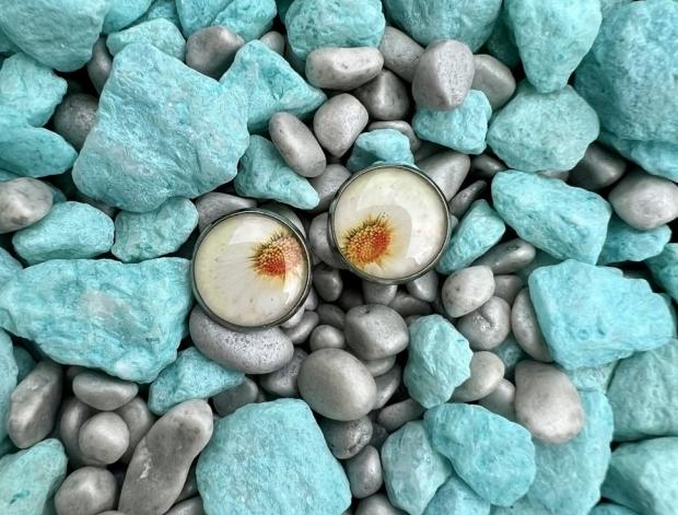 Náušnice - bílý květ