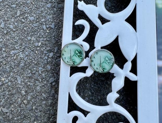 Pecky do uší - Paříž