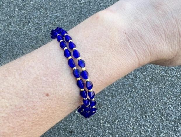 Náramek - tmavě modrý .