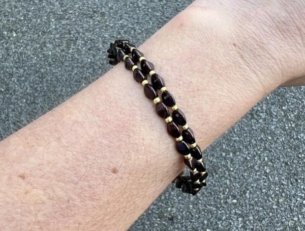 Náramek - tmavě hnědý