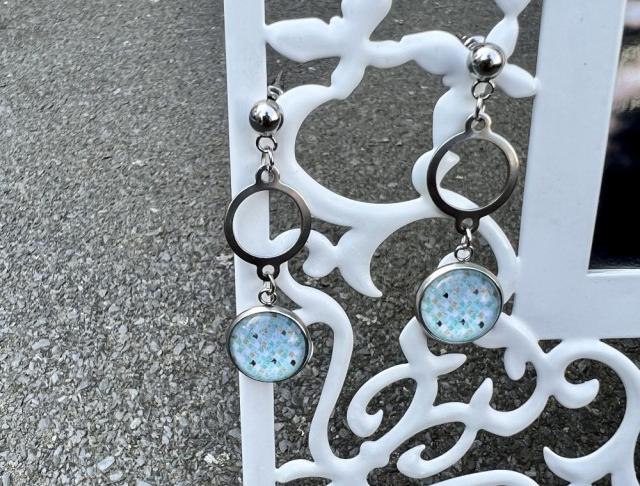 Nerezové náušnice - vzorované šperk šperky náušnice barevné veselé hravé visací nerez náušničky náušky vzor skleněné vzory vzorované nerezové nerezové náušnice kabašon kabašonové 