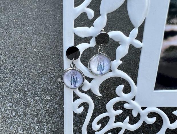 Nerezové náušnice - lapač snů šperk šperky náušnice barevné veselé hravé visací nerez náušničky náušky skleněné nerezové nerezové náušnice lapač dreamcatcher lapač snů kabašon lapače kabašonové 