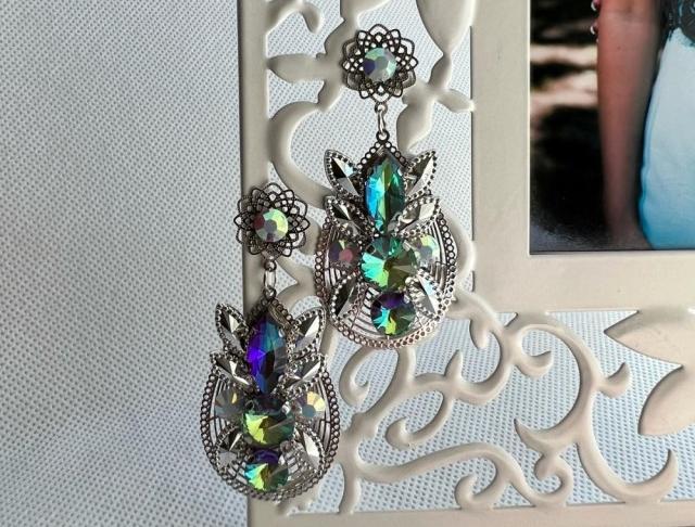 Náušnice - růžovo stříbrné náušnice svatba visací luxusní třpyt náušničky náušky růžové ples plesové crystal zářivé fialkové třpytivé na ples svědek 