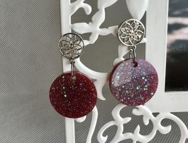 Maxi pryskyřicové - tmavě růžové šperk šperky náušnice maxi svatba nerez luxusní pryskyřice luxus dlouhé náušničky náušky růžové ples plesové na ples nerezové luxury svědek pryskyřicové tmavě růžové šperky - náušnice 