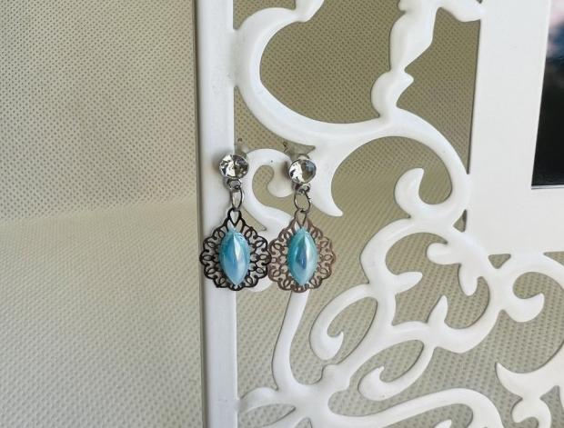 LC mini - modré květy šperk šperky dárek kamínky náušnice modré luxusní bižuterie luxus náušničky náušky tyrkysové bižuterní crystal bižu mini na ples na svatbu kamínkové svědek 