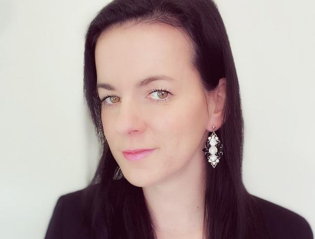 Luxusní crystal - bíločerné