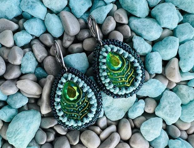 Luxusní šité - zelené