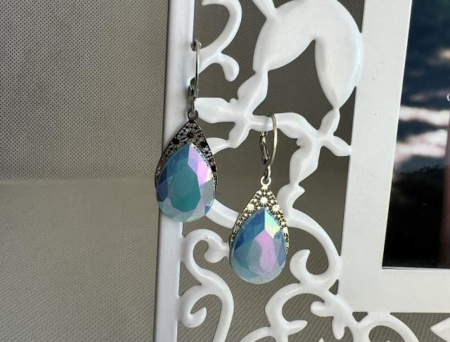 LC jemné - modré kapky kamínky náušnice modrá svatba modré luxusní bižuterie luxus náušničky náušky svatební ples plesové bižuterní crystal bižu kamínek na ples kamínkové luxury svědek crystals 