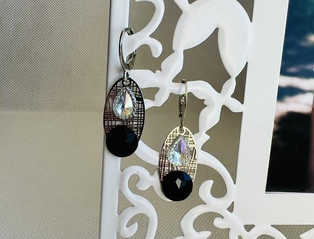 LC jemné - crystal AB černé kamínky náušnice černá svatba luxusní bižuterie luxus náušničky náušky svatební ples plesové bižuterní crystal bižu kamínek crystal ab na ples kamínkové luxury svědek crystals crystalab 