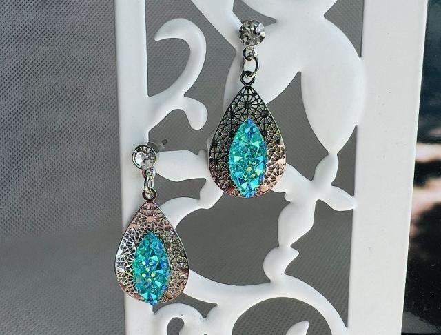 LC jemné - tyrkysové kapky