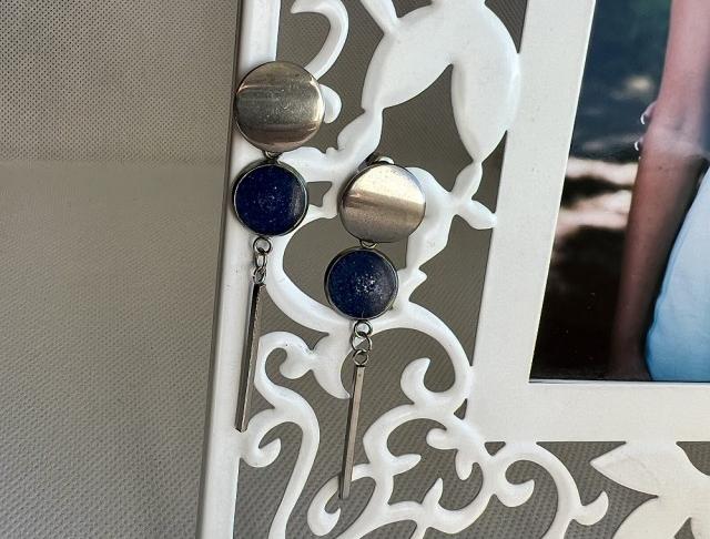 Nerezky - modré kamínky náušnice modrá svatba modré nerez luxusní bižuterie luxus náušničky náušky svatební ples plesové bižuterní crystal bižu kamínek na ples nerezové kamínkové luxury svědek crystals nerezky 