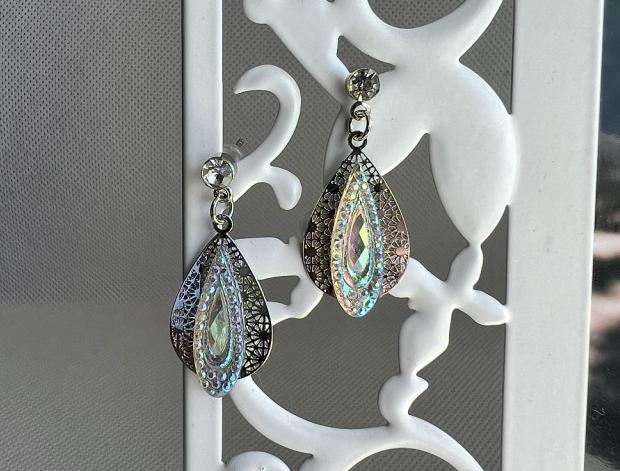 LC jemné - zářivé AB kamínky náušnice svatba luxusní bižuterie luxus náušničky náušky svatební ples plesové bižuterní crystal bižu kamínek crystal ab na ples kamínkové luxury svědek crystals crystalab 