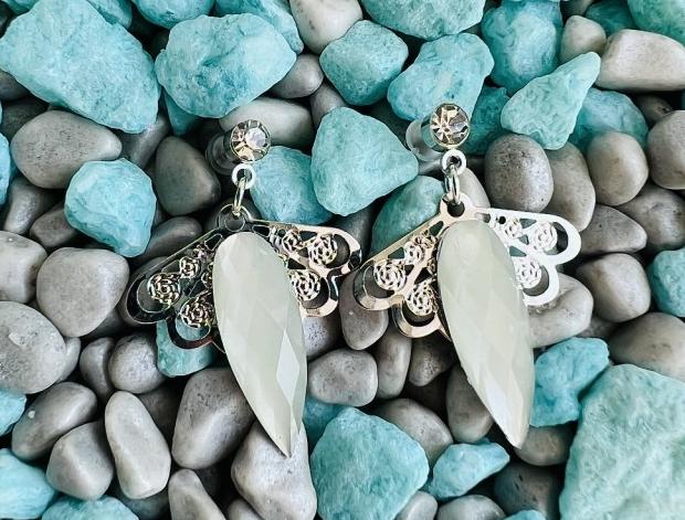 LC jemné - šedivé vějíře