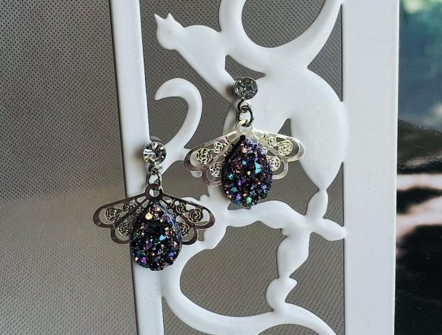 LC jemné - vějíře kamínky náušnice fialová svatba fialové luxusní bižuterie luxus náušničky náušky svatební ples plesové bižuterní crystal bižu kamínek na ples kamínkové luxury svědek crystals 