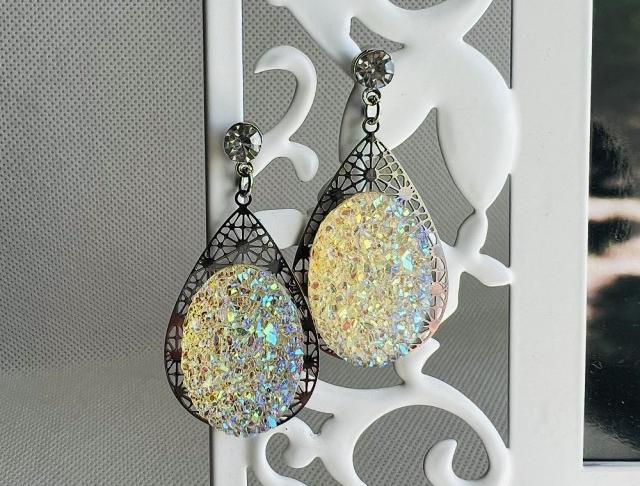 LC kapky - Crystal AB šperk šperky kamínky náušnice svatba bižuterie náušničky náušky svatební ples plesové bižuterní crystal bižu kamínek zářivé třpytivé crystal ab na ples na svatbu kamínkové crystals crystalab 