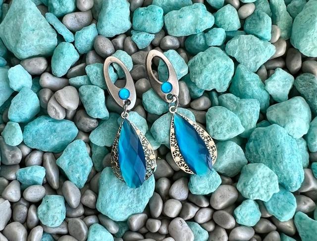 Luxusní crystal - neon modré