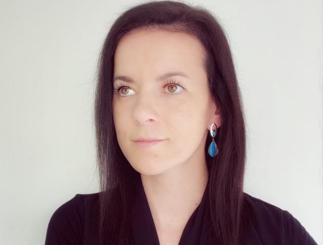 Luxusní crystal - neon modré