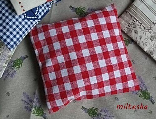 háčkovaná čepice-modrá