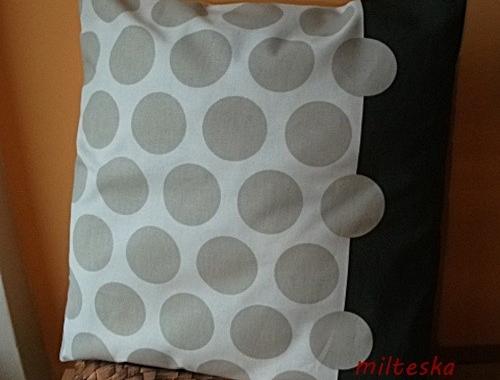 háčkovaná čepice-modrá