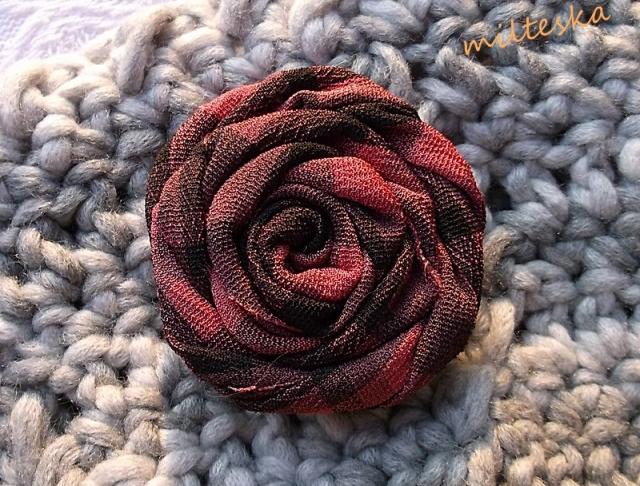 háčkovaná čepice-modrá