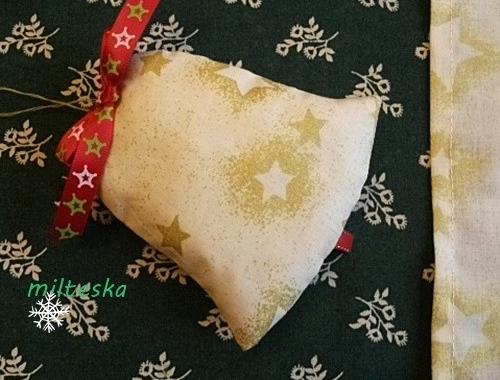 háčkovaná čepice-modrá