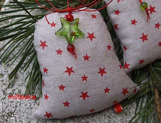 háčkovaná čepice-modrá