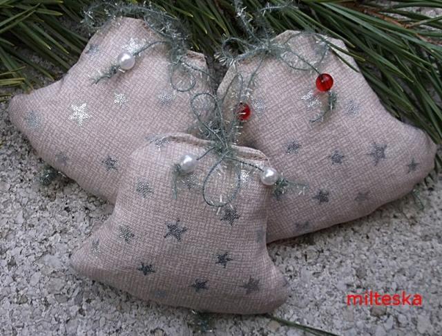 háčkovaná čepice-modrá